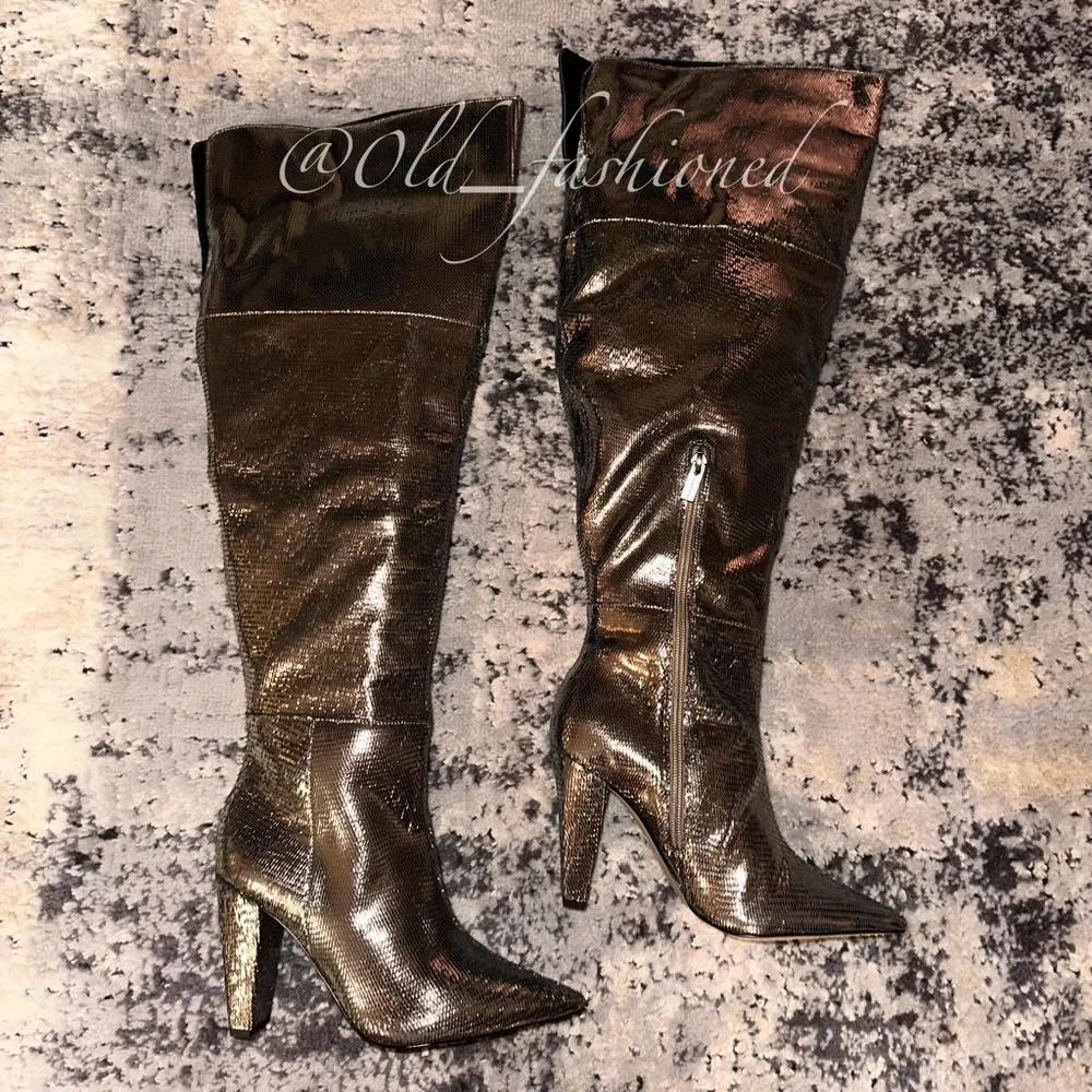 VINCE CAMUTO OTK Boots